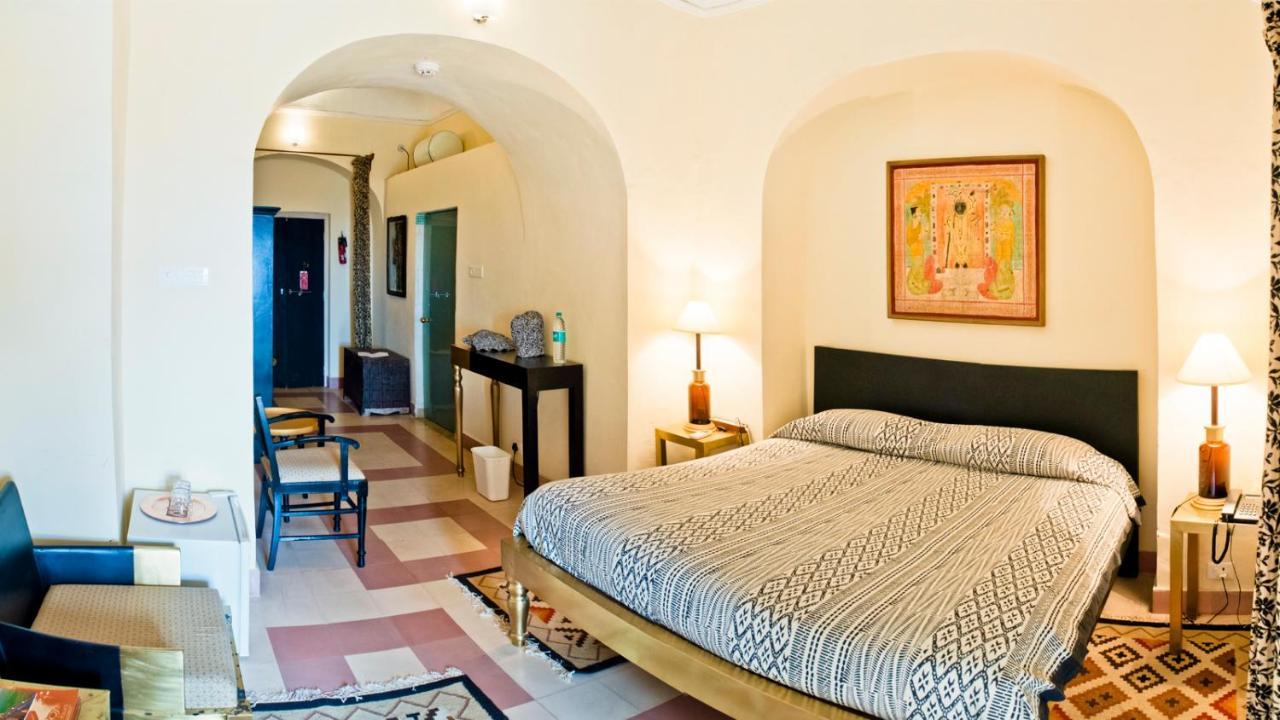 Neemrana'S - Tijara Fort Palace Extérieur photo