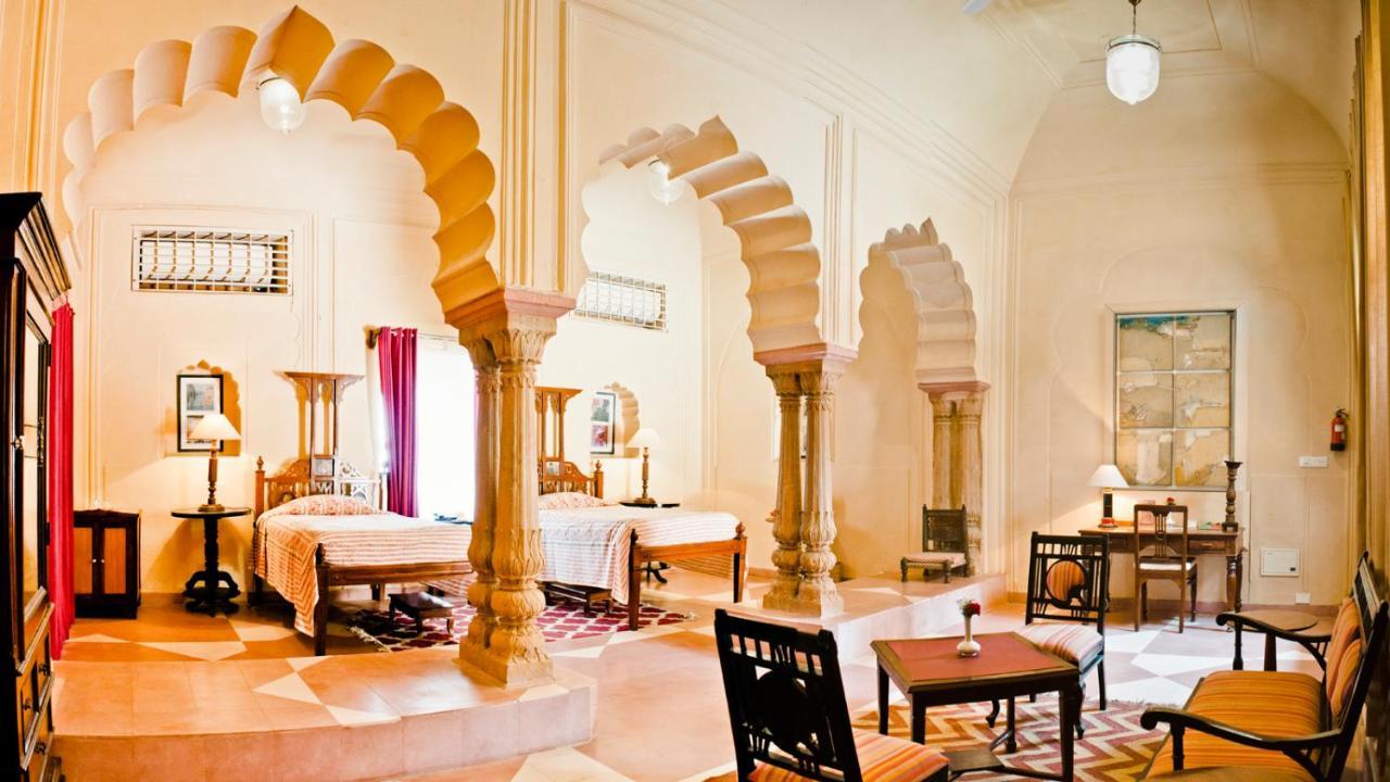 Neemrana'S - Tijara Fort Palace Extérieur photo