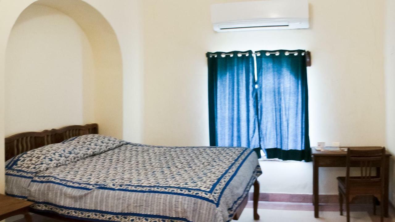 Neemrana'S - Tijara Fort Palace Extérieur photo